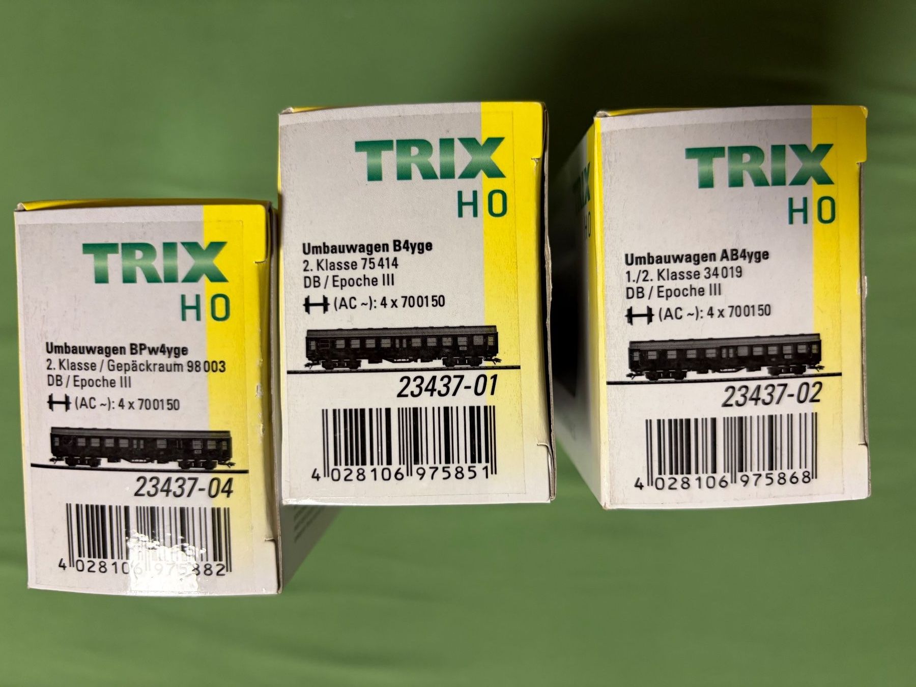 Trix Modellini di ferrovie: 3 Personenwagen Trix der DB – Nuovo e nell'imballaggio originale da Oeschgen venduto da franz9 1