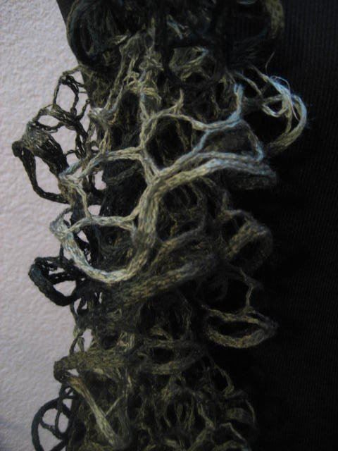 Foulard & Sciarpe: Echarpe tricotée à la main – Nuovo e nell'imballaggio originale da Delémont venduto da marryb 3