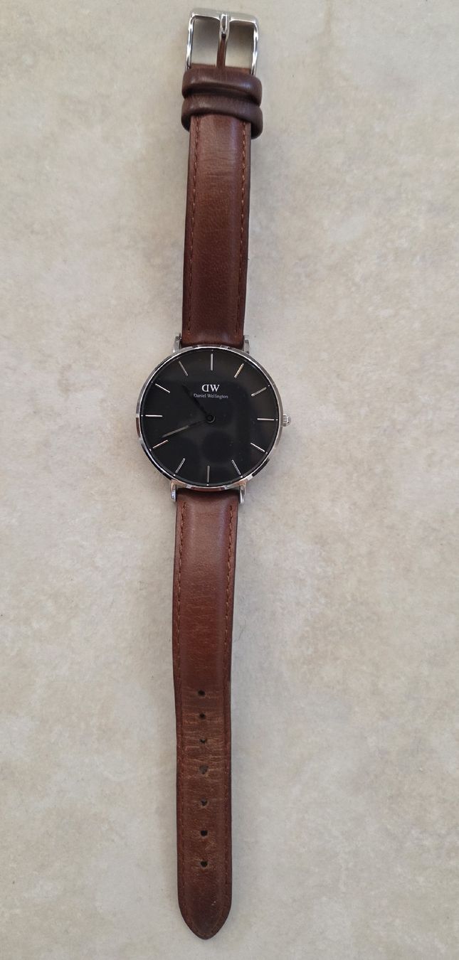 Daniel Wellington Uhren: Daniel Wellington Damenuhr – Gebraucht aus Wetzikon ZH von TingTong1 2