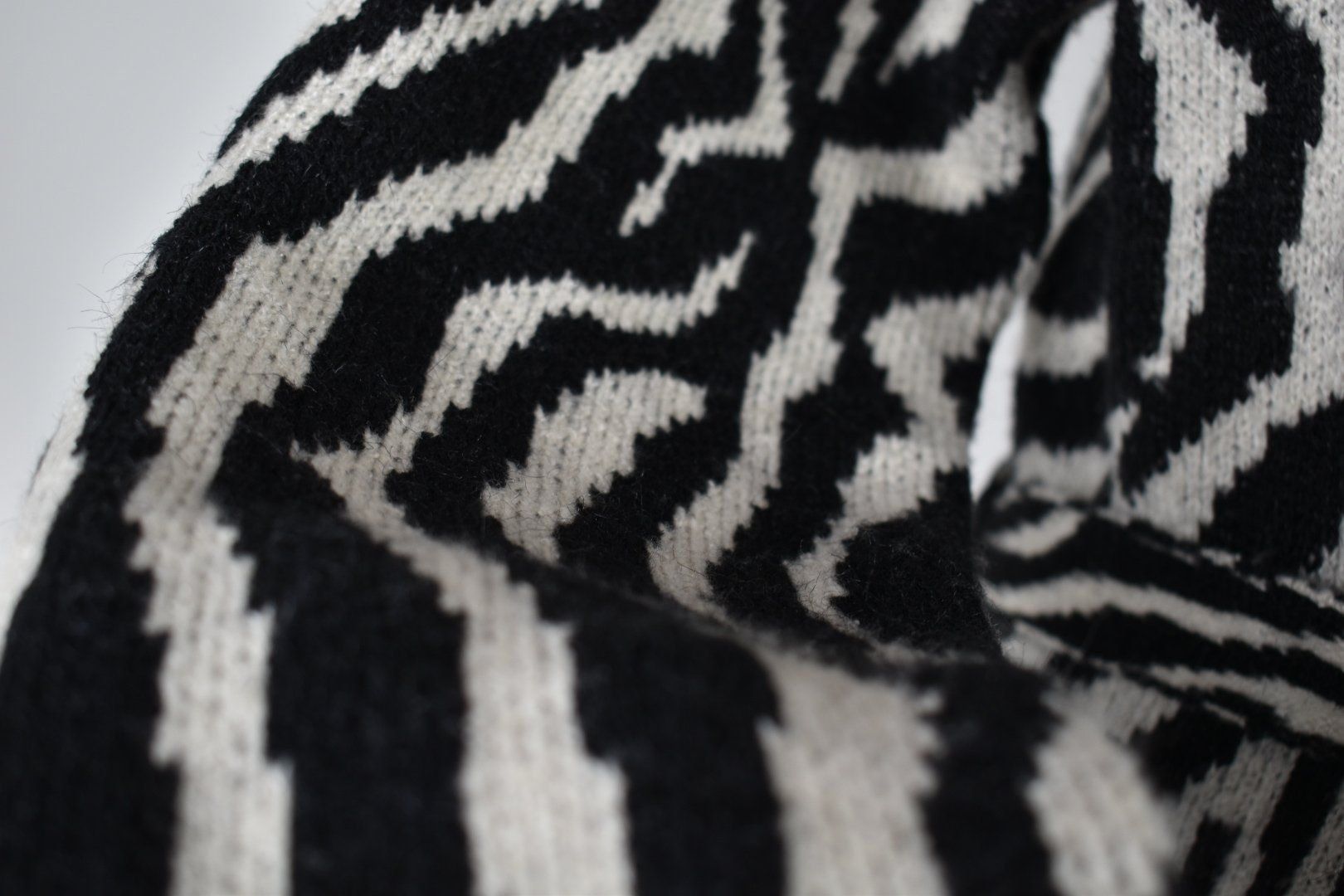 Guess Giacche: Guess Strickjacke Gr.L neuwertig – Nuovo (secondo la descrizione) da Nürensdorf venduto da 2ND_STORY 5