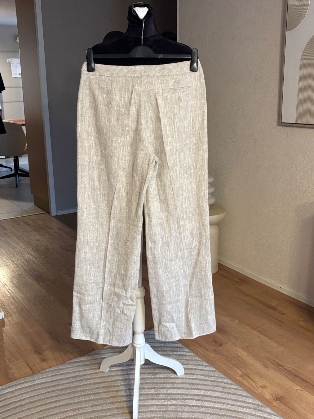 Pantaloni: HOBBS London Marlenehose 100% Leinen – Usato da St. Margrethen SG venduto da dijanaO 2