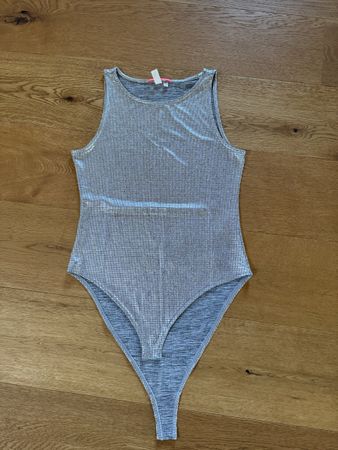 QS by s.Oliver Body, silber, Grösse L - neu