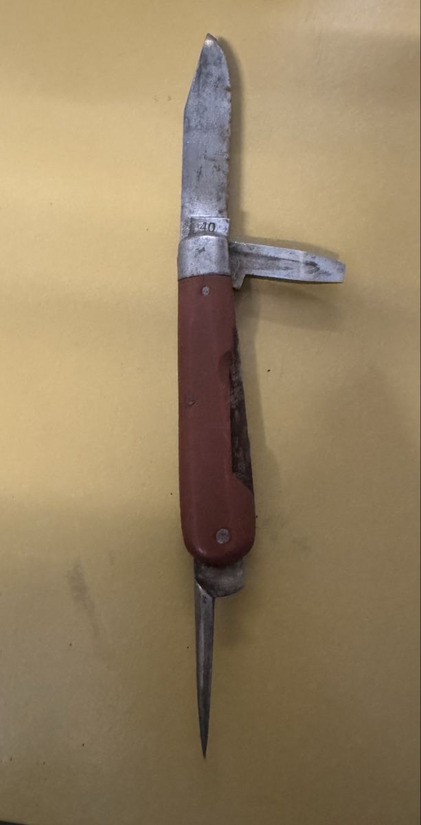 Wenger Taschenmesser: Wenger Taschenmesser  – Gebraucht aus Schlieren von Freundlich02 6