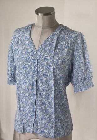 S/M (36) 38 ESPRIT kurzärmlige Sommer Bluse Viskose floral