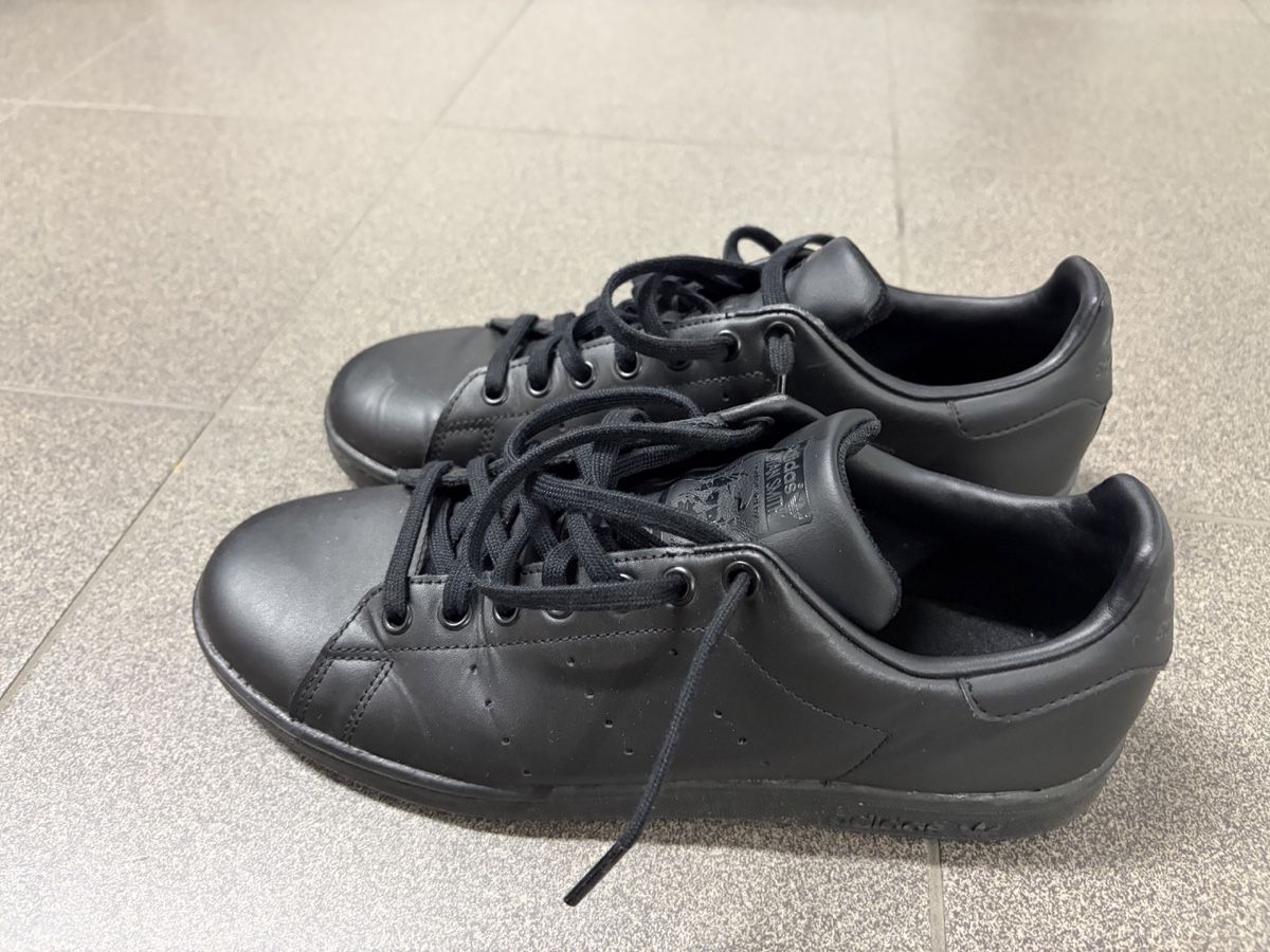 Adidas Chaussures hommes: Adidas Stan Smith schwarz Grösse 43.5 – D'occasion à Zürich par Linde1039 2
