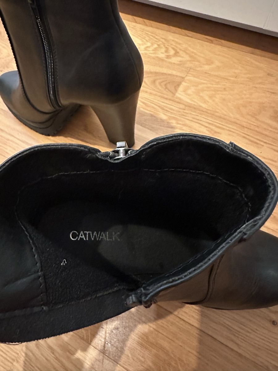 Dosenbach Scarpe da donna: Stiefeletten Catwalk schwarz, Grösse 42, NEU – Nuovo (secondo la descrizione) da Wetzikon ZH venduto da eli_k7fq 5