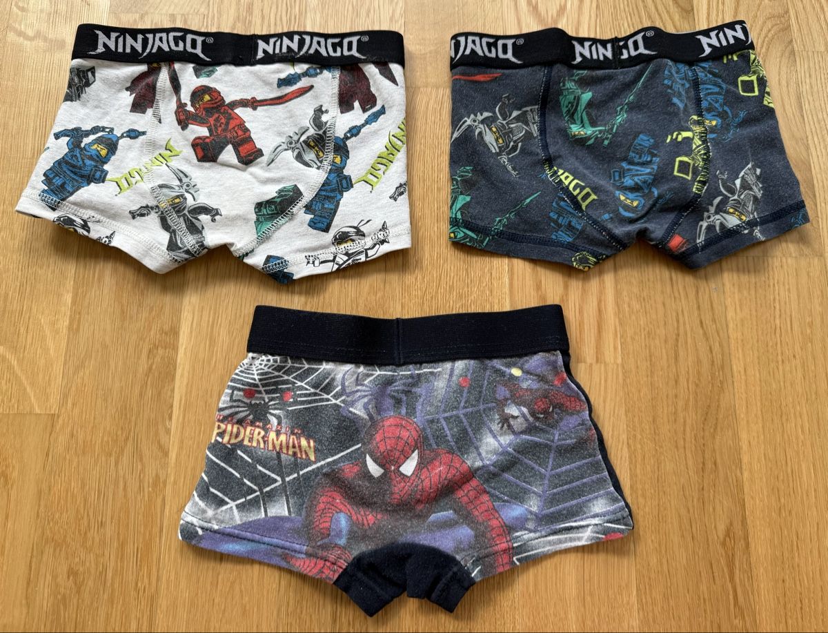 Unterwäsche: Lot de 3 boxers Ninjago - Spiderman, taille 92 – Gebraucht aus Genève von valmath 1