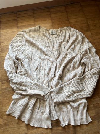 Cardigan beige cable knit used