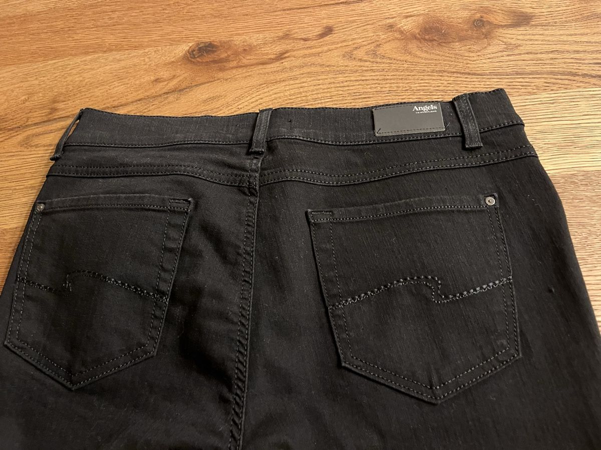 Jeans: Jeans  – Neu (gemäss Beschreibung) aus Schliern b. Köniz von medion3098 4