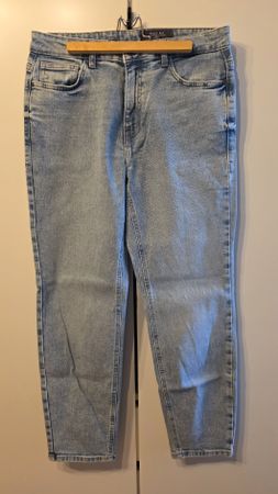 Jeans NOISY MAY MONI Slim Fit Waist 29 Length 32 hellblau