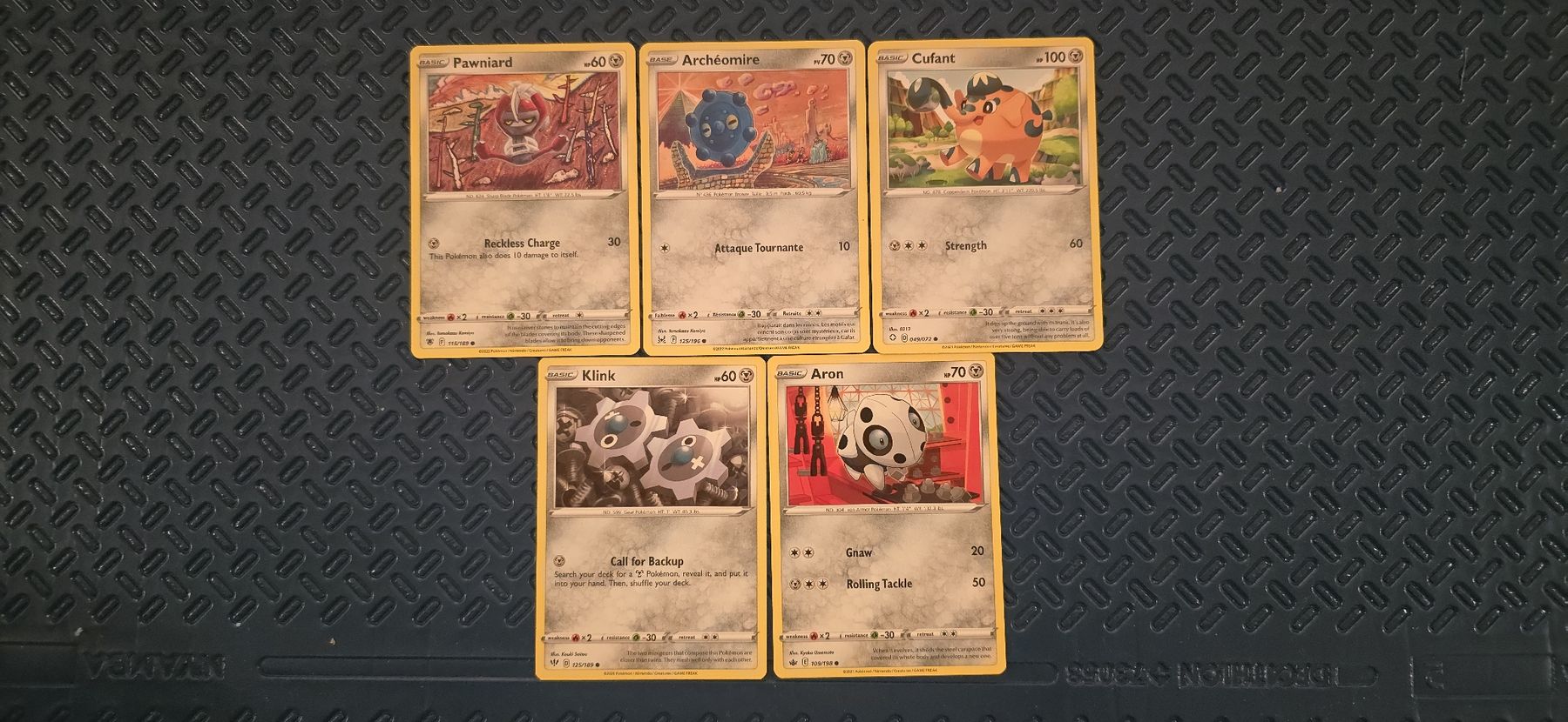 Pokémon Carte collezionabili: 5 Cartes Pokémon type acier – Usato da Ménières venduto da Paprikaz34