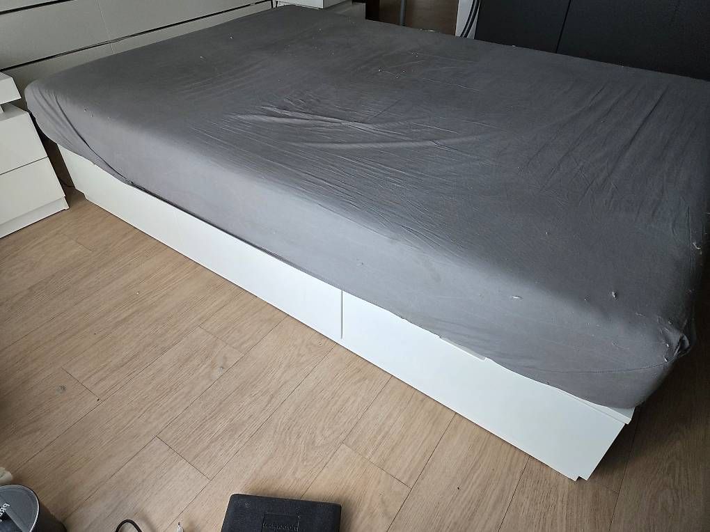 Letti: Letto IKEA + materasso + comodini – Usato da riva san vitale venduto da dan_c6c9 1