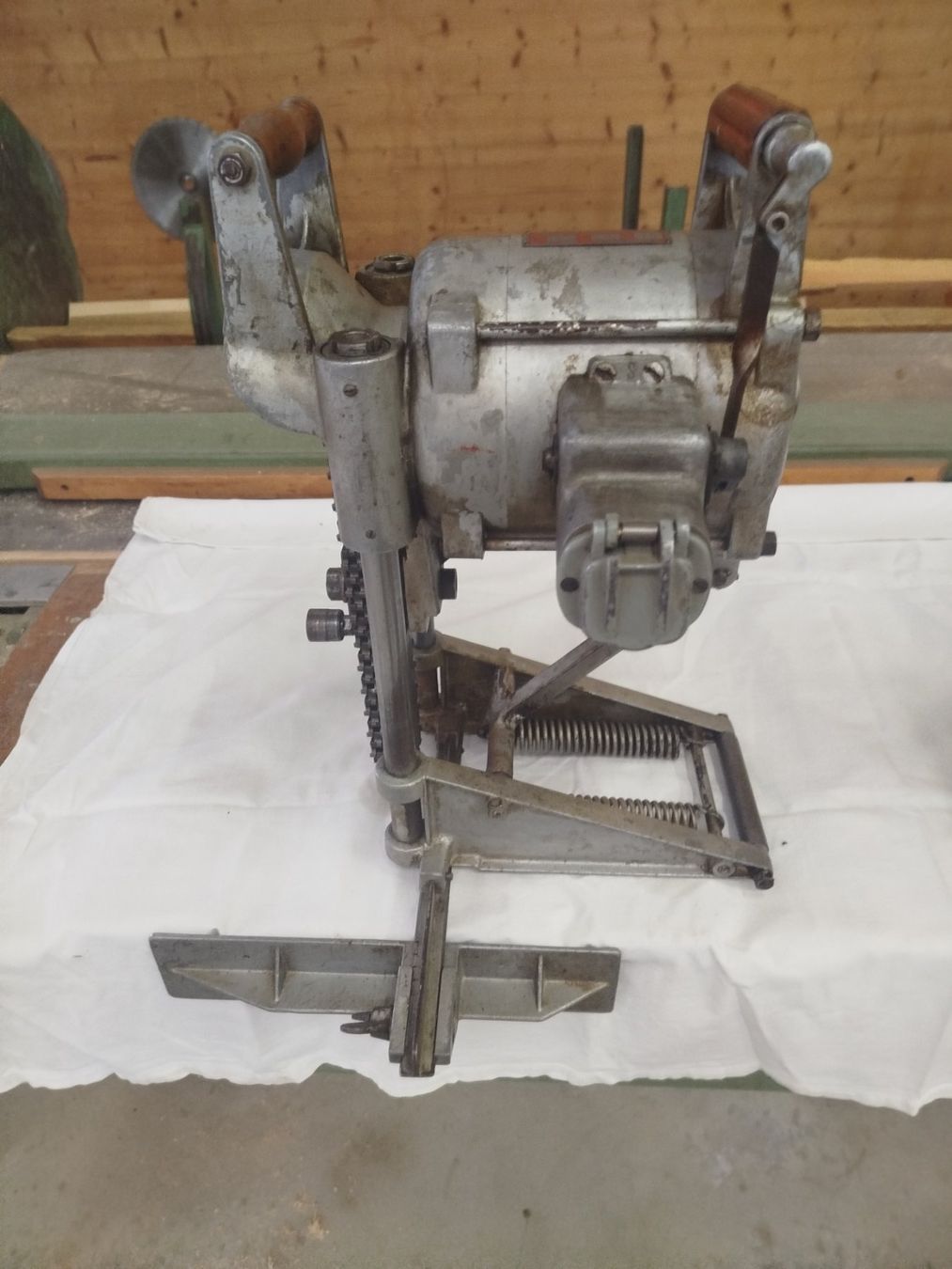 Mafell Tutte le macchine: Mafell Kettenstemmer Type S Kette 40/40mm – Usato da Kleinbösingen venduto da Zx6r75