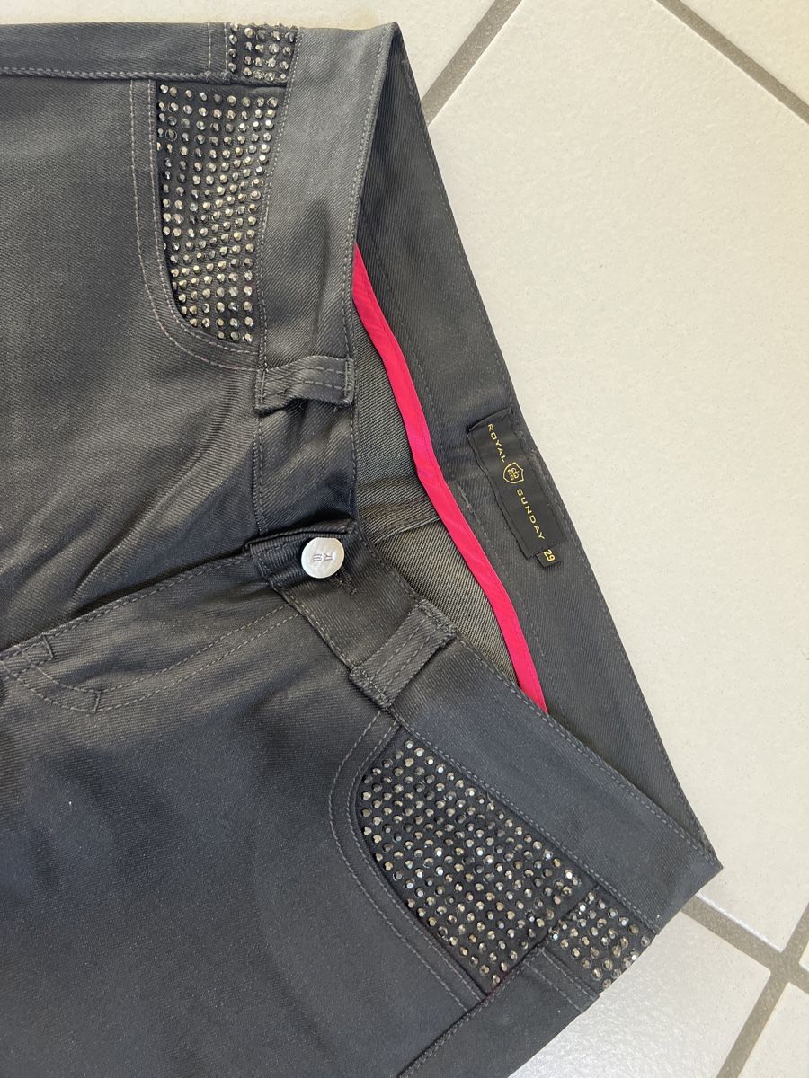 Jeans: Jeans – Usato da Oberuzwil venduto da DanaB01 1