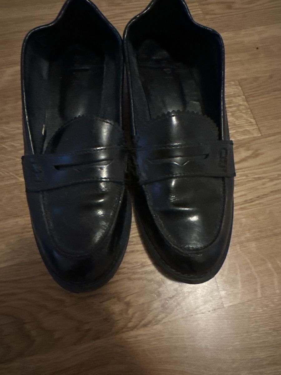 Esprit Damenschuhe: Schwarze Leder Loafer Gr. 36 Esprit - Herbst Trend – Neu (gemäss Beschreibung) aus Luzern von val_z5jn