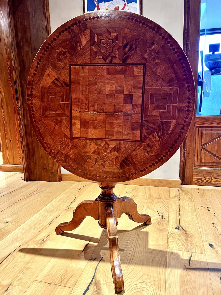 Tavoli: Antique Inlaid Wood Game Table Chess Backgammon – Usato da Lens venduto da sar_r79s