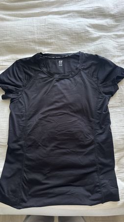 H&M Sport Funktionsshirt schwarz Grösse S guter Zustand
