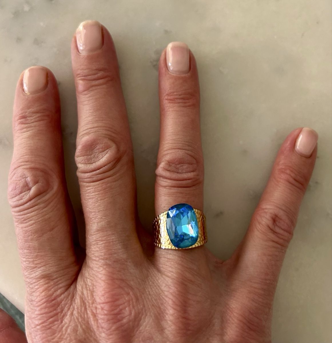Anelli: Bague Bohm Paris dorée avec cristal – Nuovo (secondo la descrizione) da ANIèRES venduto da feuillette