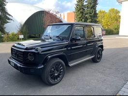 Mercedes-Benz G-Klasse schwarz Interieur Leder schwarz