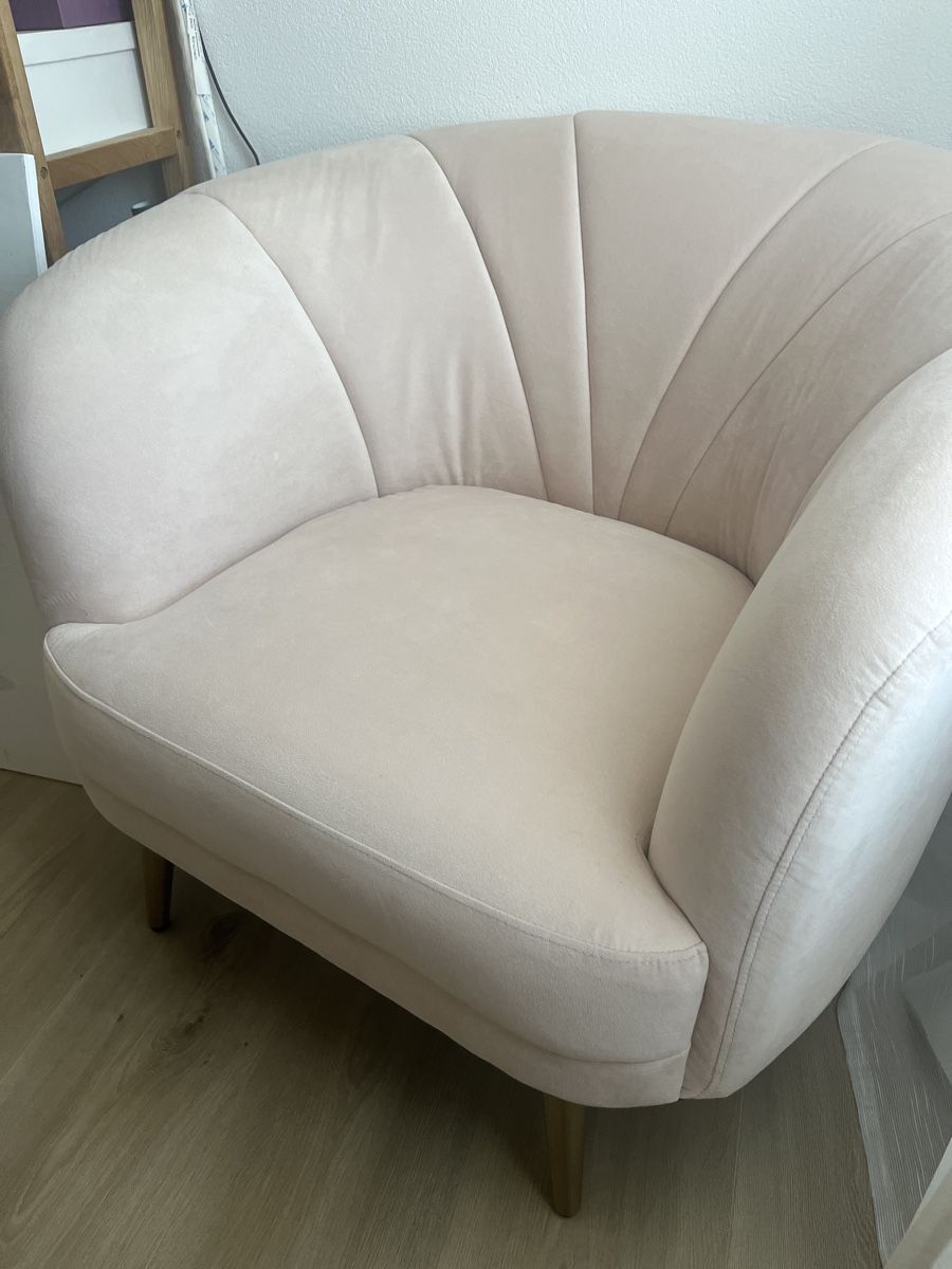 Poltrone: Sessel Samt rosa mit goldenen Füssen – Usato da Rorschach venduto da N_88 2