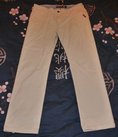 Superdry Chinohose 36/32 sandfarben, 98% Baumwolle, Chinos