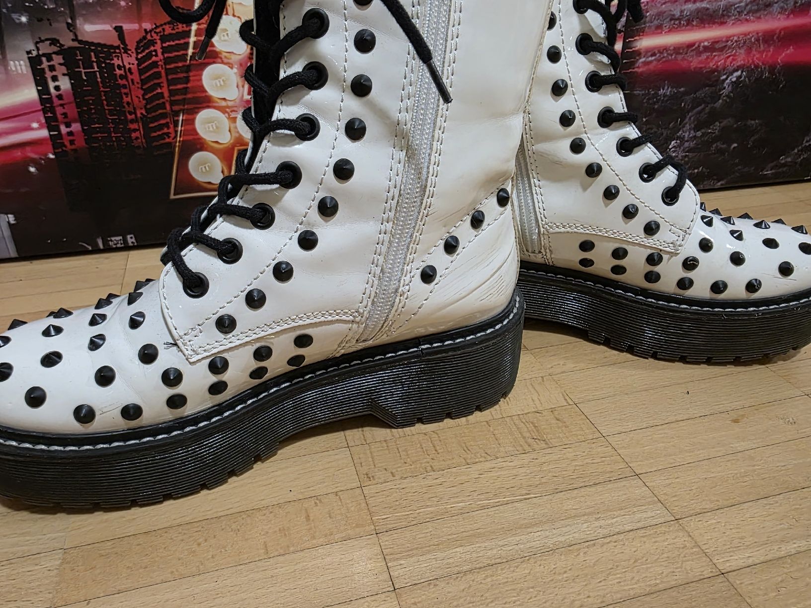 Scarpe da donna: Stiefel Grösse 37 mit Nieten – Usato da St. Gallen venduto da Shelly__x3 4