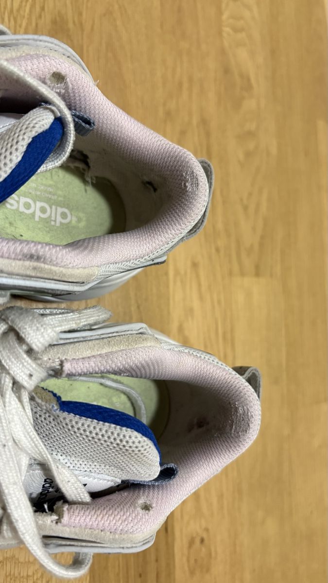 Adidas Scarpe da donna: Adidas Turnschuhe grösse 40  – Usato da Binningen venduto da ell_s9w2