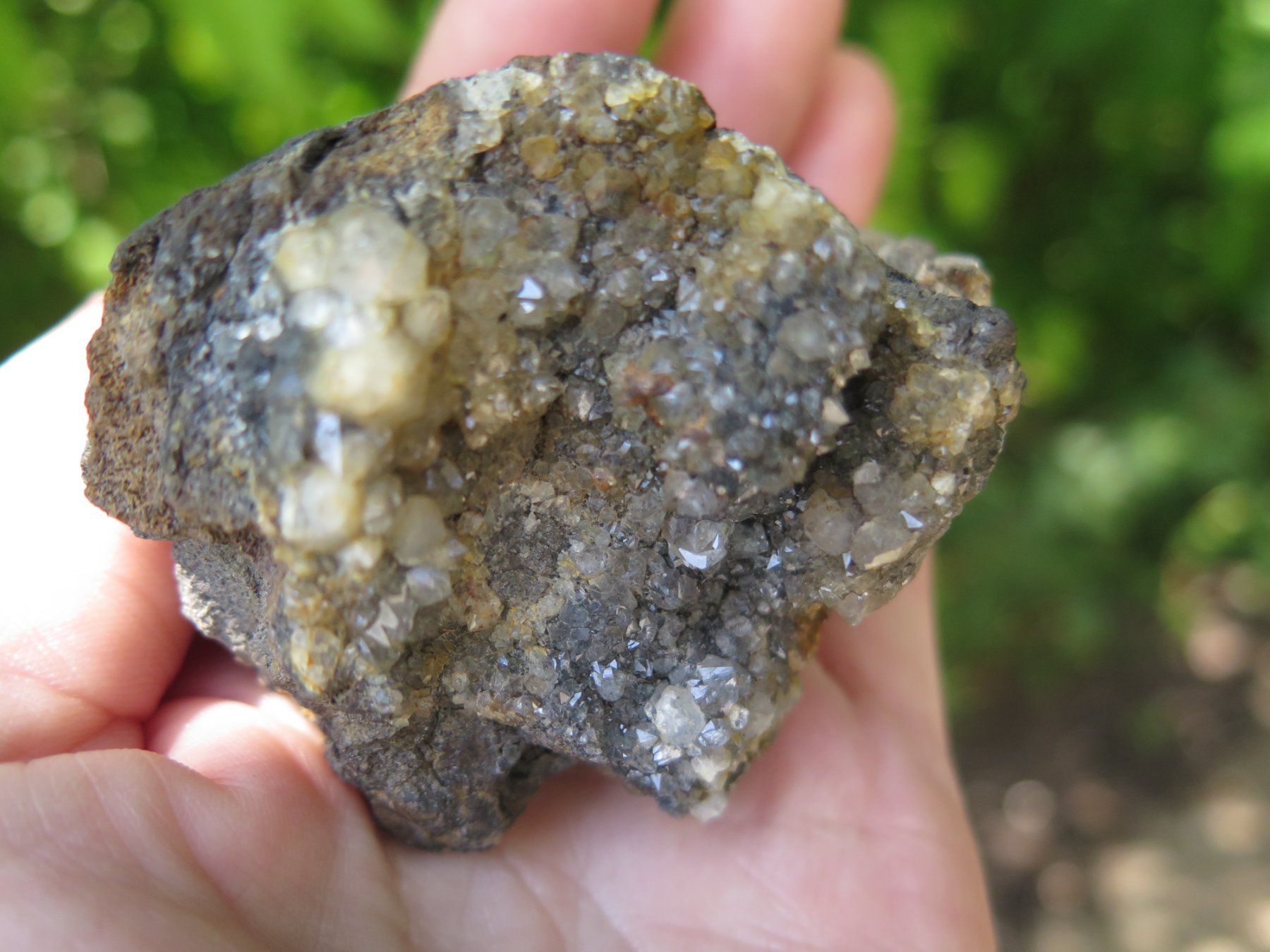 Mineralien & Heilsteine: Quarz von der Wildemann Grube – Gebraucht aus Schaffhausen von Yamakana51L8736OQ8 1