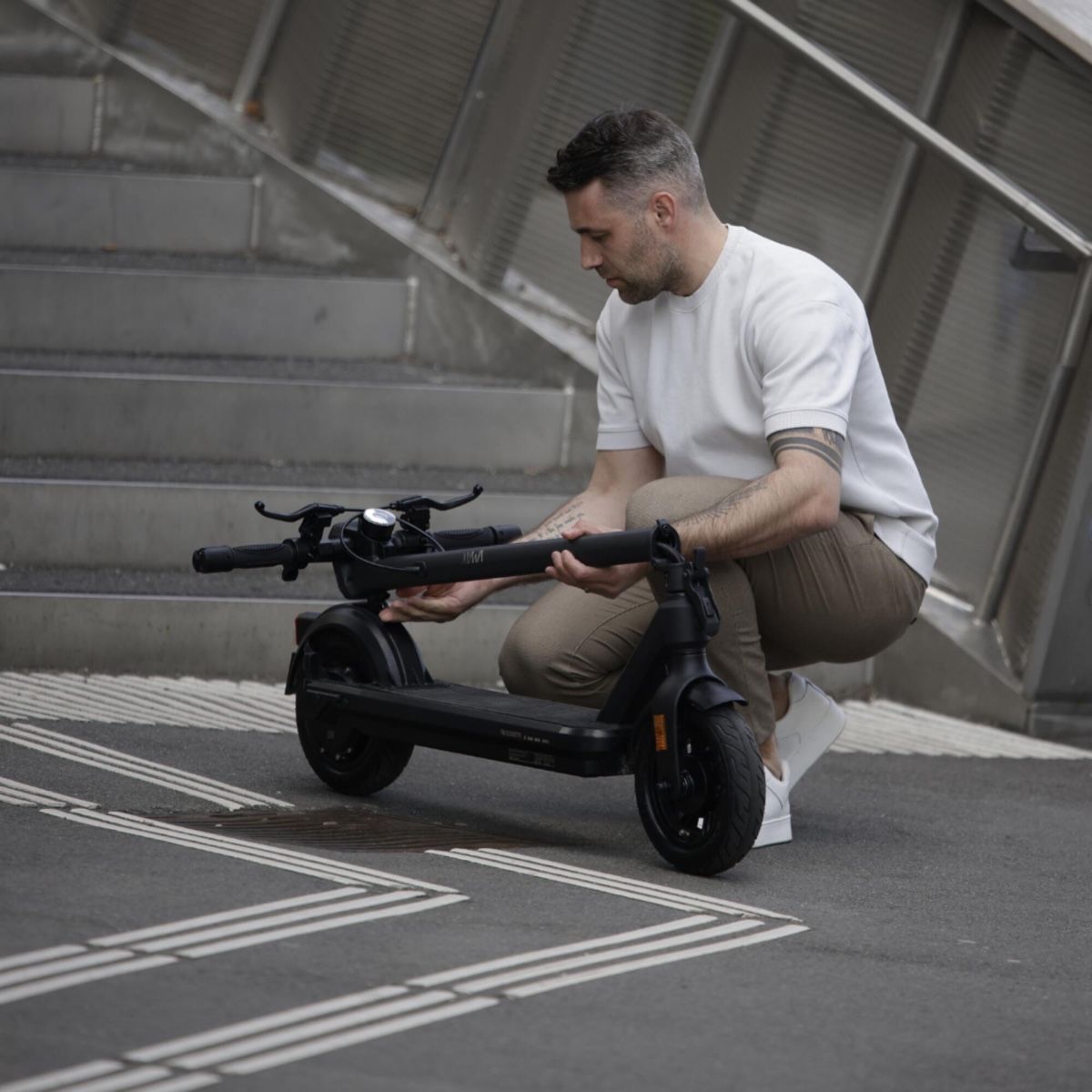Scooters: Location trottinette Électrique VMAX 25 KM/H – Gebraucht aus Gland von Grenier_Swiss 1