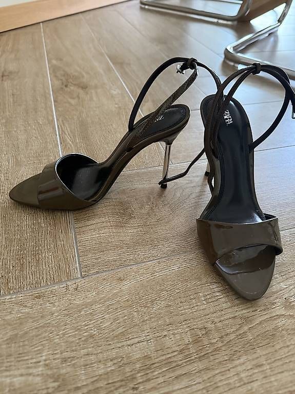 Scarpe da donna: *NEU* ZARA High Heels Gr. 36 – Usato da St. Gallen venduto da kka_l9wg 1