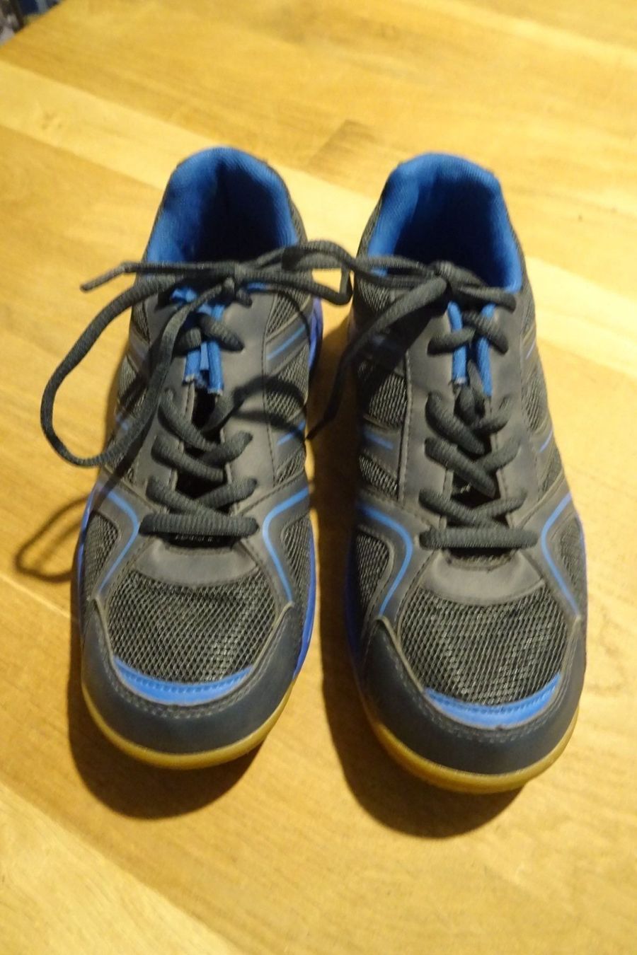 Chaussures garçon: Sneakers / Turnschuhe Gr. 37 – Neuf (Voir description) à Urtenen-Schönbühl par Chaeppeler 1