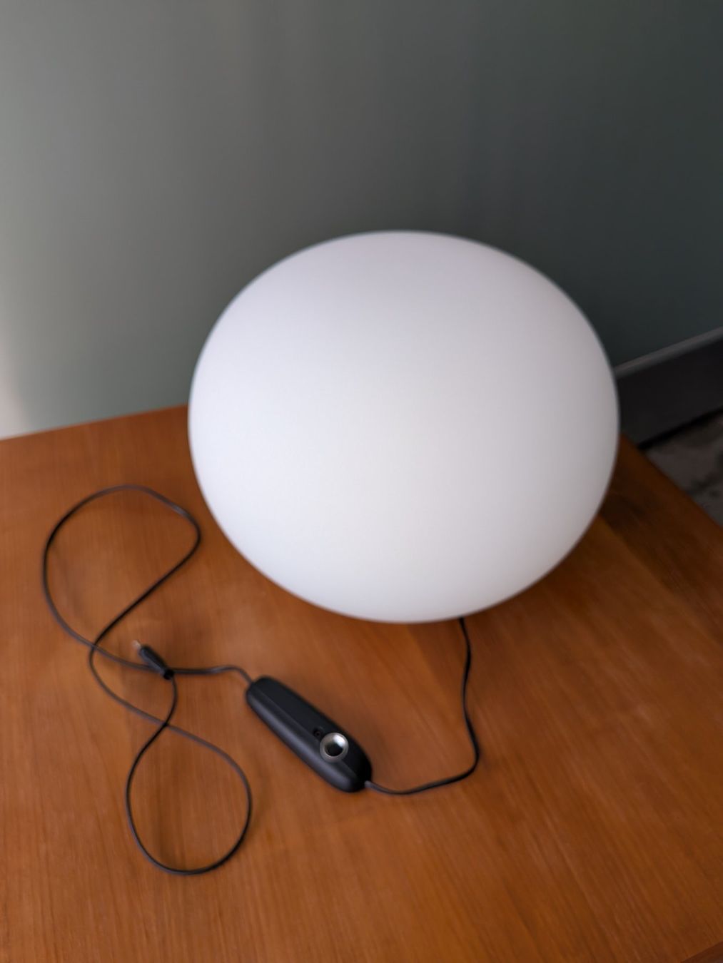 Flos Lampes: Grosse Tischlampe Flos Glo-Ball Basic 2 – D'occasion à Emmen par Brockofsky 1