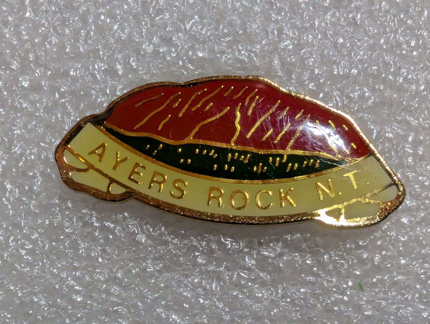 Placchette & Badge: Ansteckpin 281: Ayers Rock – Usato da Oppligen venduto da Pin-Fall-Shop