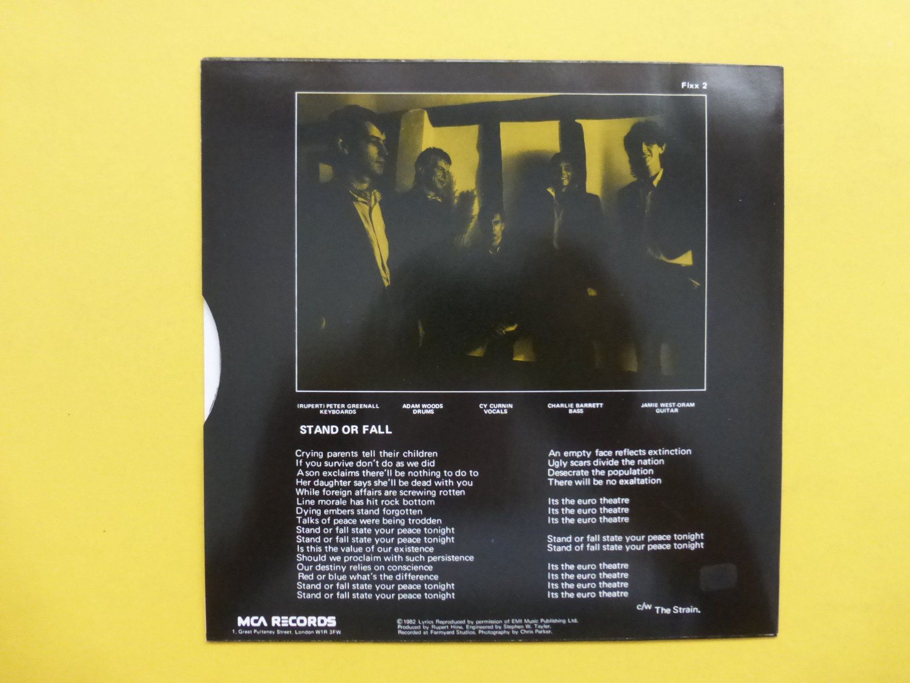 Vinyles: The Fixx – Stand Or Fall – D'occasion à Zürich par Swiss57 1