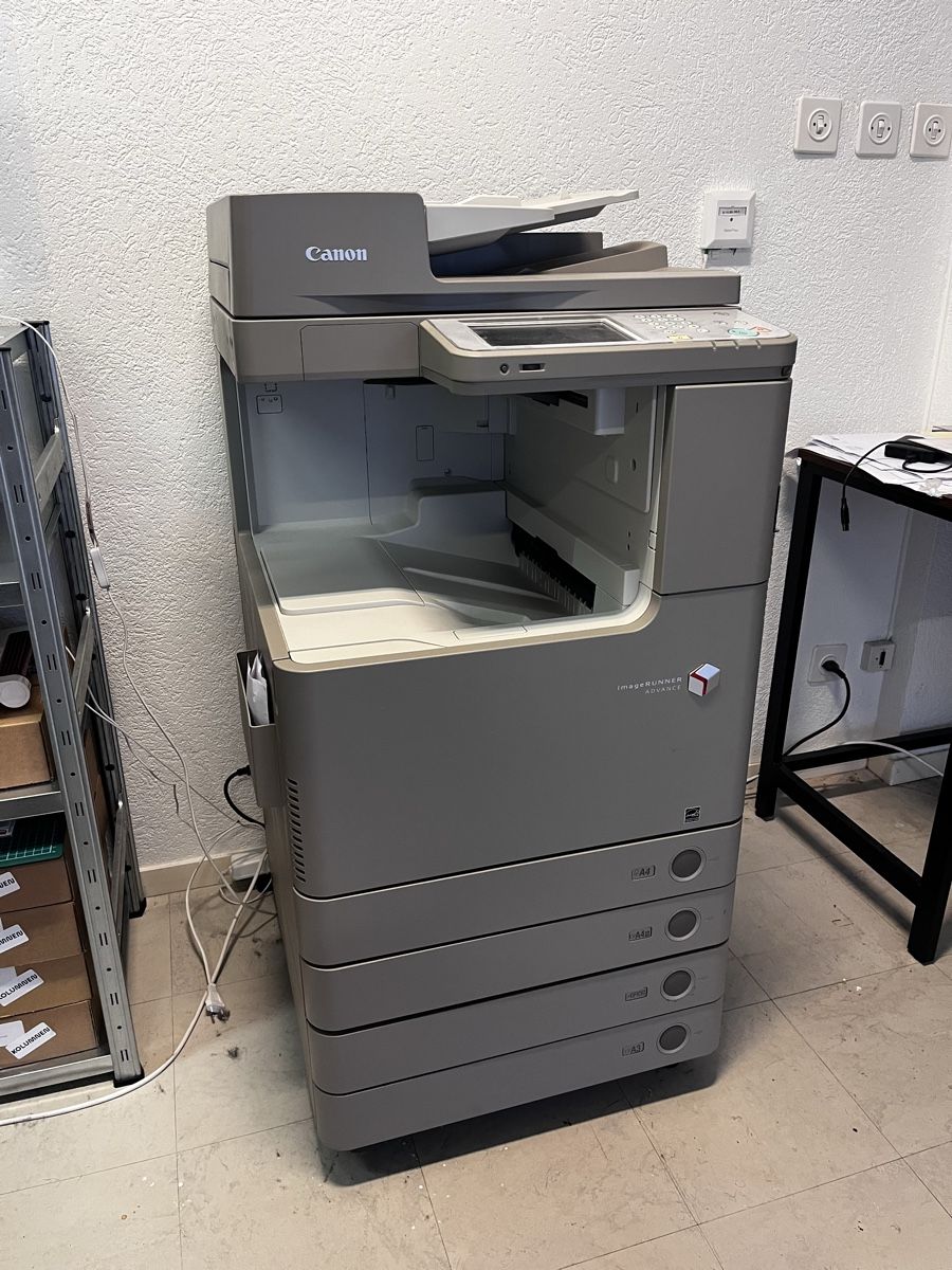 Canon Stampanti: Canon Image Runner C2220i Drucker – Usato da Basel venduto da tiarco