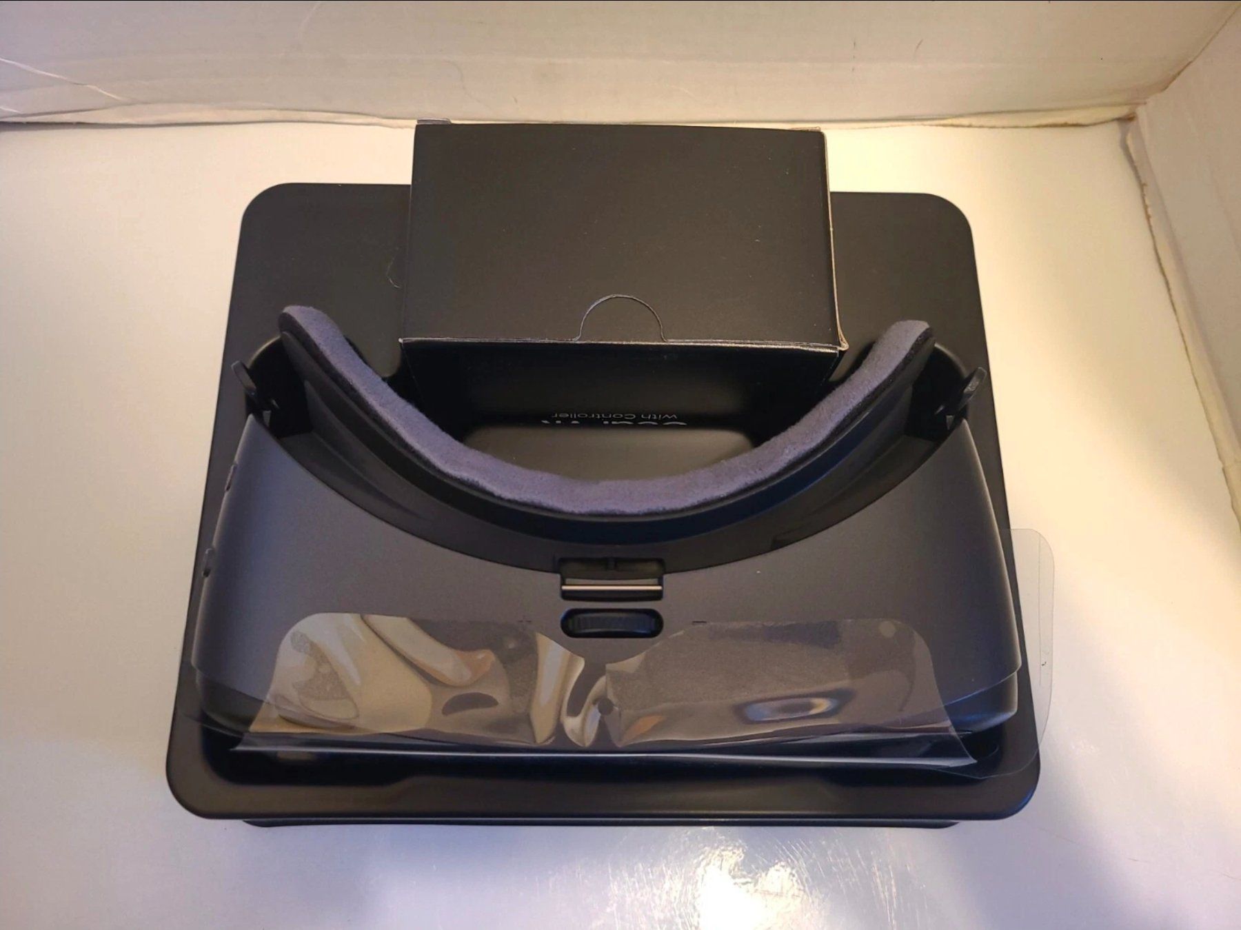 Samsung VR Brille: Samsung Gear VR mit Controller neu – Gebraucht aus Zürich von Pancake187 1