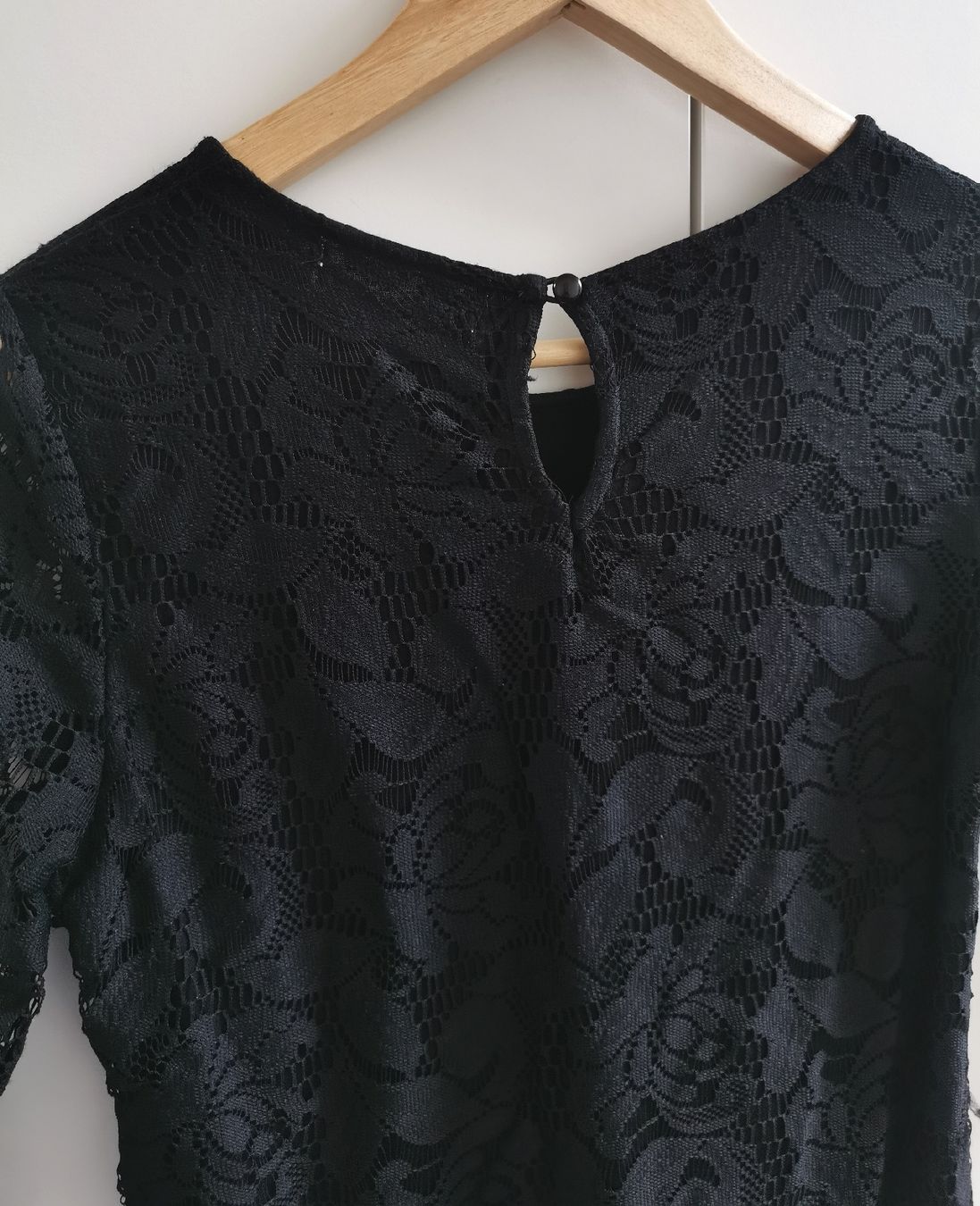 Kleider: Elegantes Spitzenkleid schwarz Gr. S – Gebraucht aus Obergerlafingen von Sigus 2