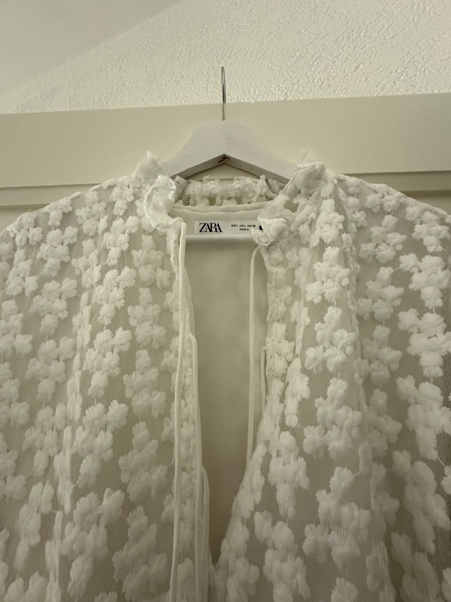 Zara Kleider: Robe blanche Zara, taille L,  état neuf – Neu (gemäss Beschreibung) aus Chêne-Bourg von raf_k9v7 1