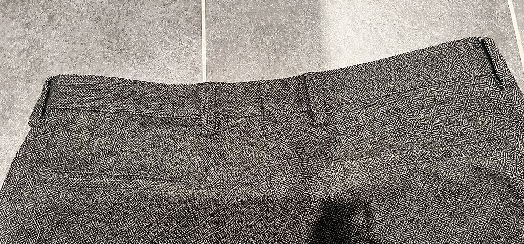 Pantaloni: Boss Wollhose Gr. 98 – Usato da Kilchberg ZH venduto da SyFo286 2