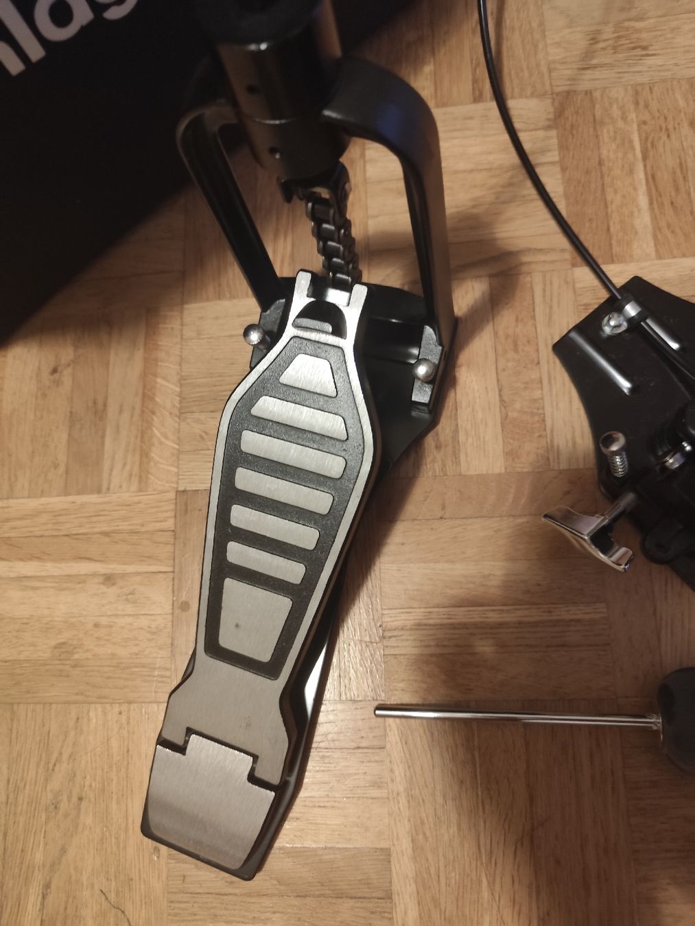 Strumenti musicali: Schlagwerk Cajon Pedal CAP 200 – Usato da Nidau venduto da lpilloud 1
