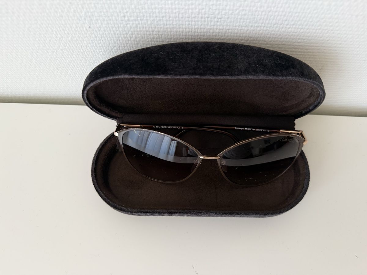 Tom Ford Occhiali & Lenti: Tom Ford Penelope Design Klassiker Sonnenbrille – Usato da Genève venduto da mimi479247 5