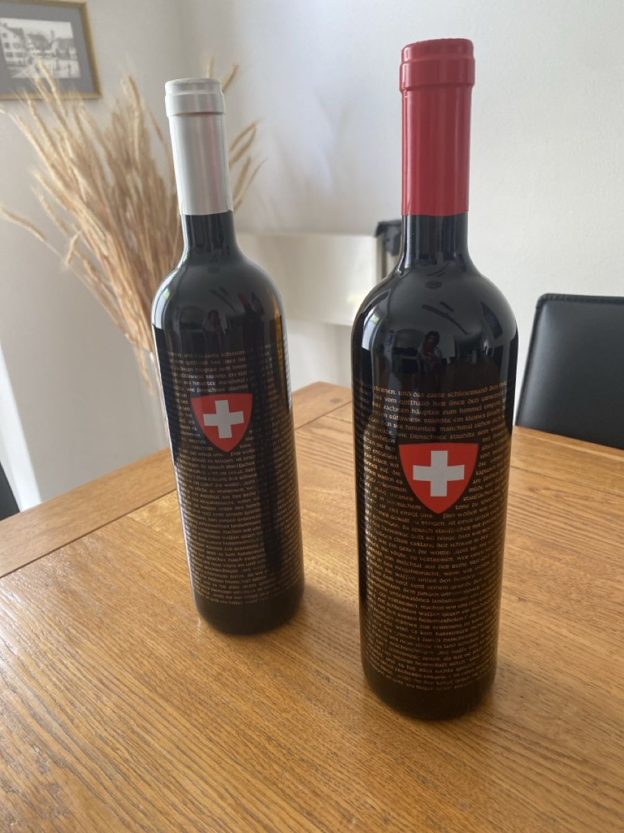 Bouteilles: 1. August  – D'occasion à Hinwil par Familie_99