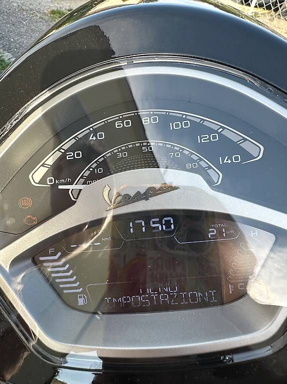 Scooters: Vespa primavera 125 – Gebraucht aus Goldach von Anna4522 2