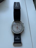 Montre Swatch Omega MoonSwatch Mission to Jupiter beige