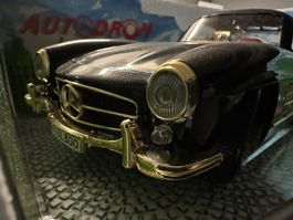 Mercedes 300 sel 1954 Oldtimer classic Flügeltüren gold