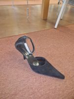Pumps schwarz mit Strass Grösse 38 guter Zustand.