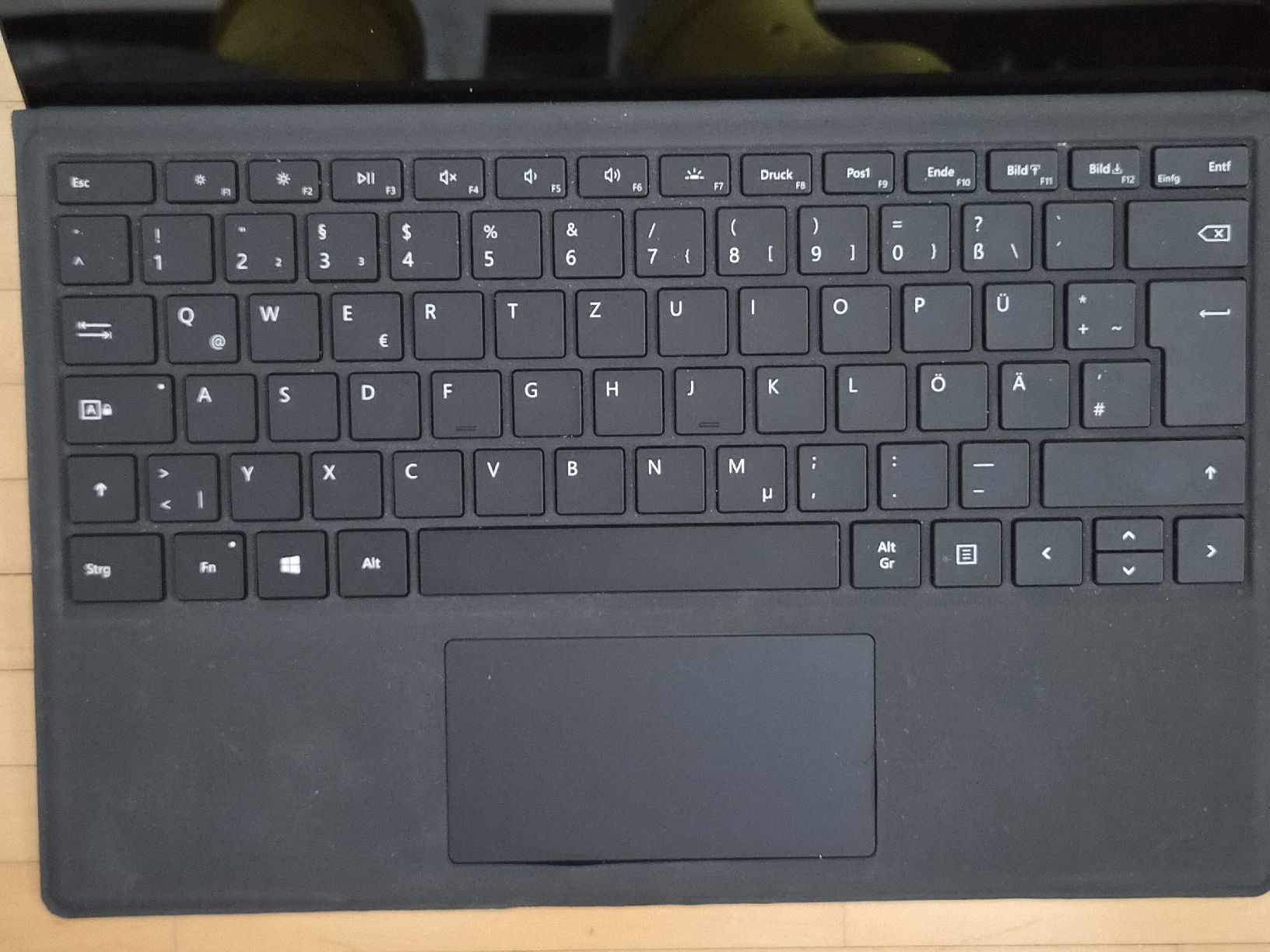 Microsoft Notebook: microsoft surface 6 pro | i5 | 8gb | 256gb – Usato da Davos Dorf venduto da Ricarlo 2