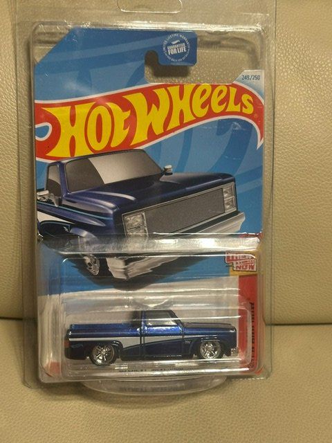 Hot Wheels Modellautos: HOT WHEELS STH 83 Silverado 2024 – Neu und originalverpackt aus chambesy von Bouille