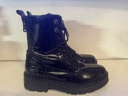 Dockers Schnürstiefel Gr. 41, schwarz, Lacklederoptik