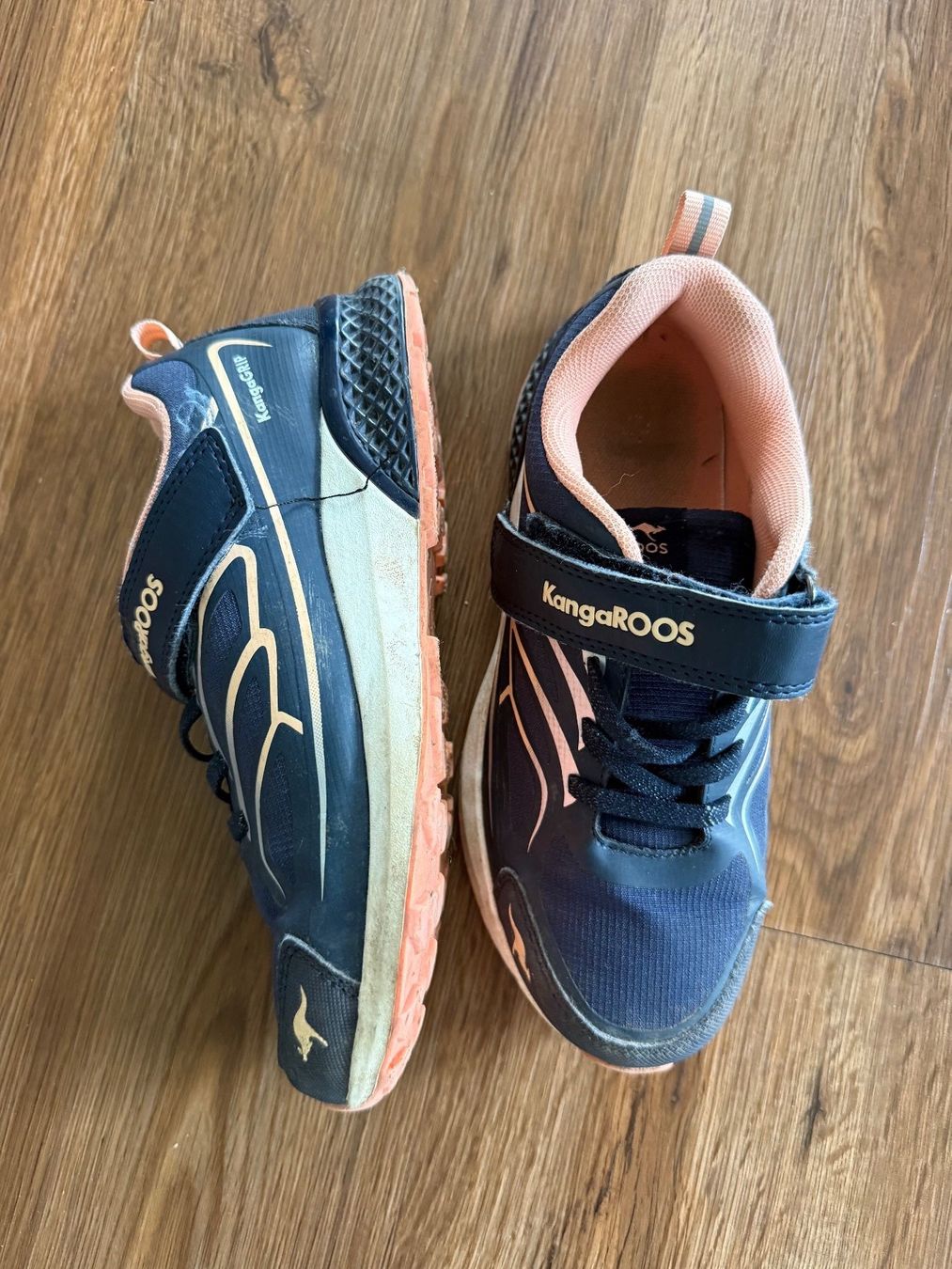 Scarpe per ragazze: Turnschuhe Gr.34 – Usato da Rorbas venduto da Maioc 1